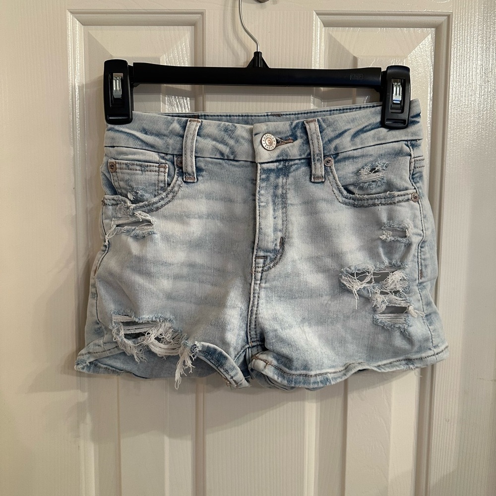 American Eagle Curvy high waisted distressed jean shorts